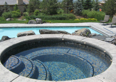 Pool With Raised All-tile Spa - Niwot, CO